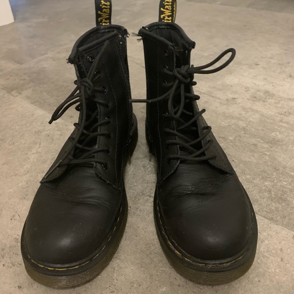 doc martens size 5 woman - Picture 2 of 3